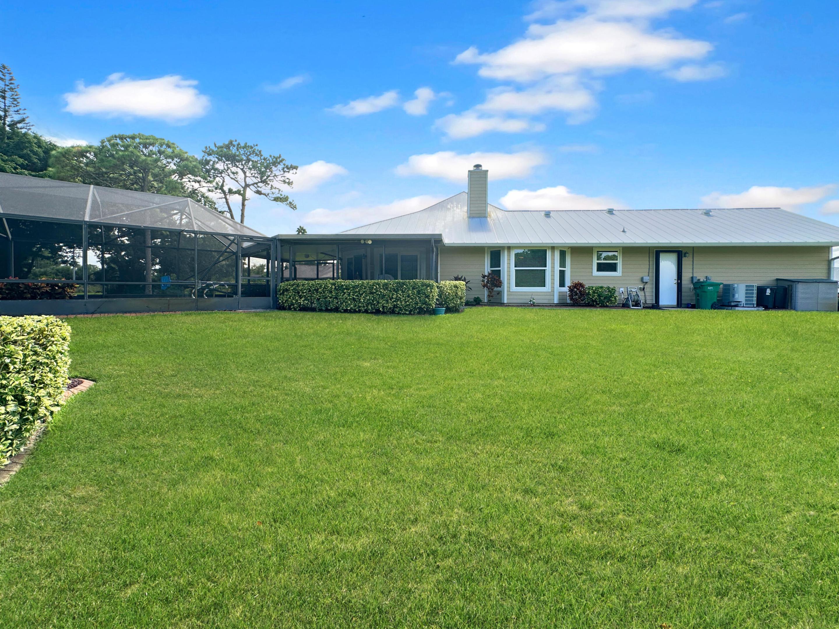 HOLIDAY PINES - Residential