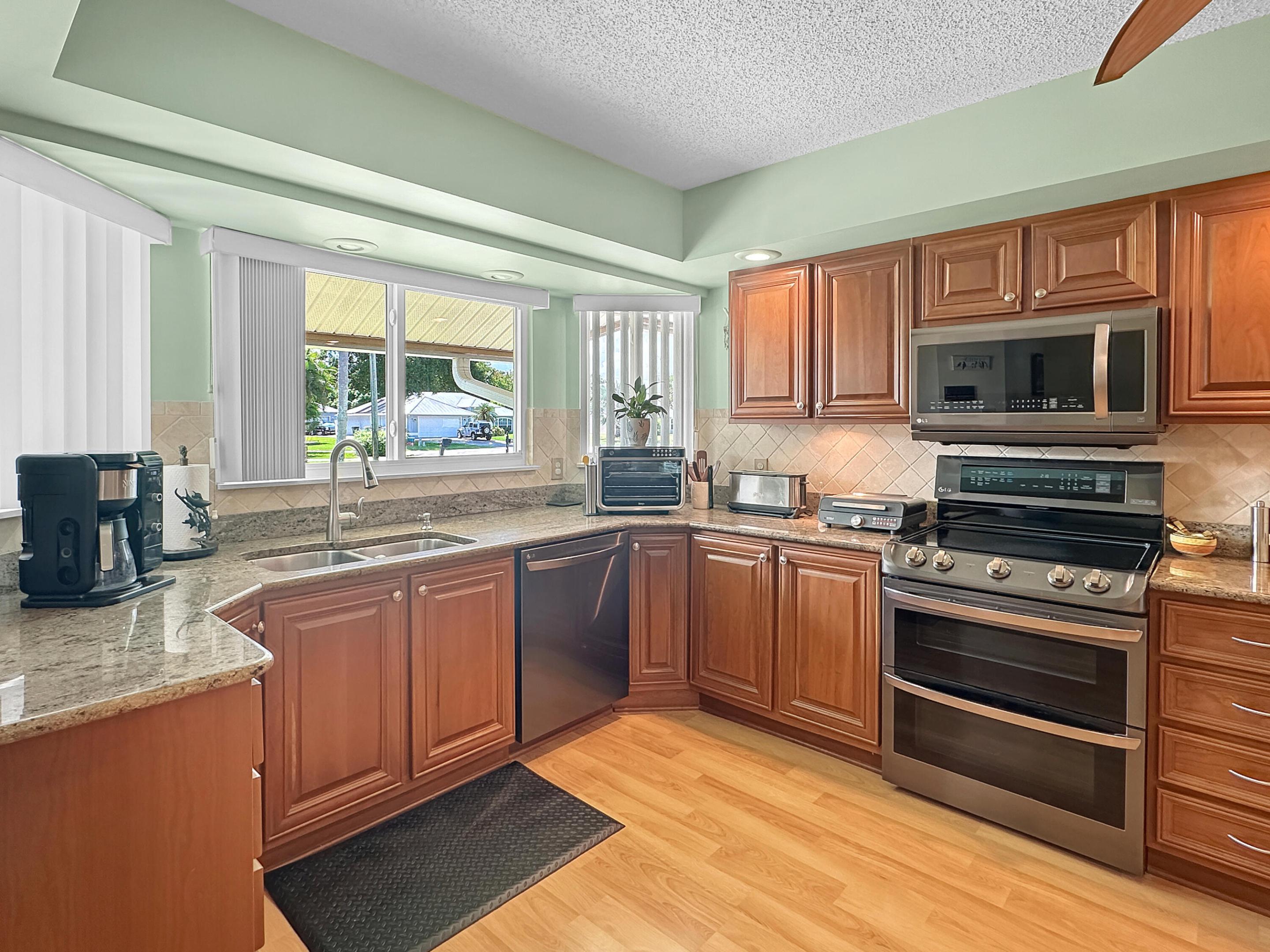 HOLIDAY PINES - Residential