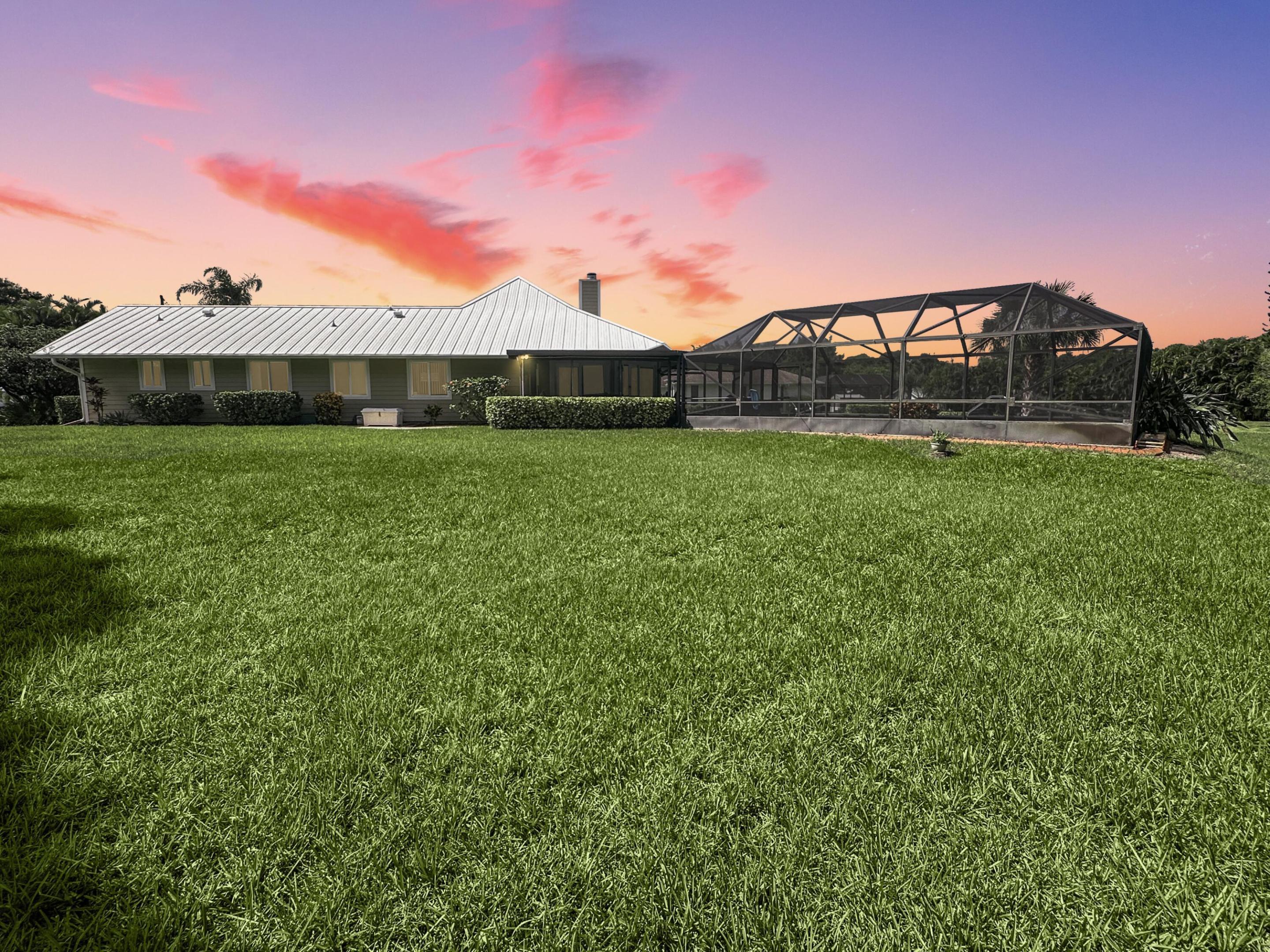 HOLIDAY PINES - Residential