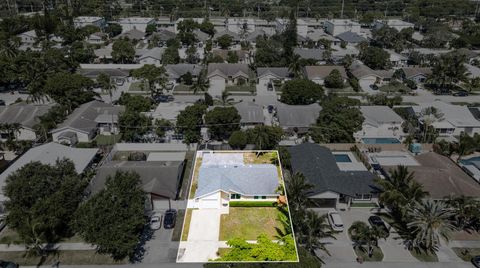 A home in Deerfield Beach