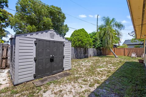 A home in Deerfield Beach