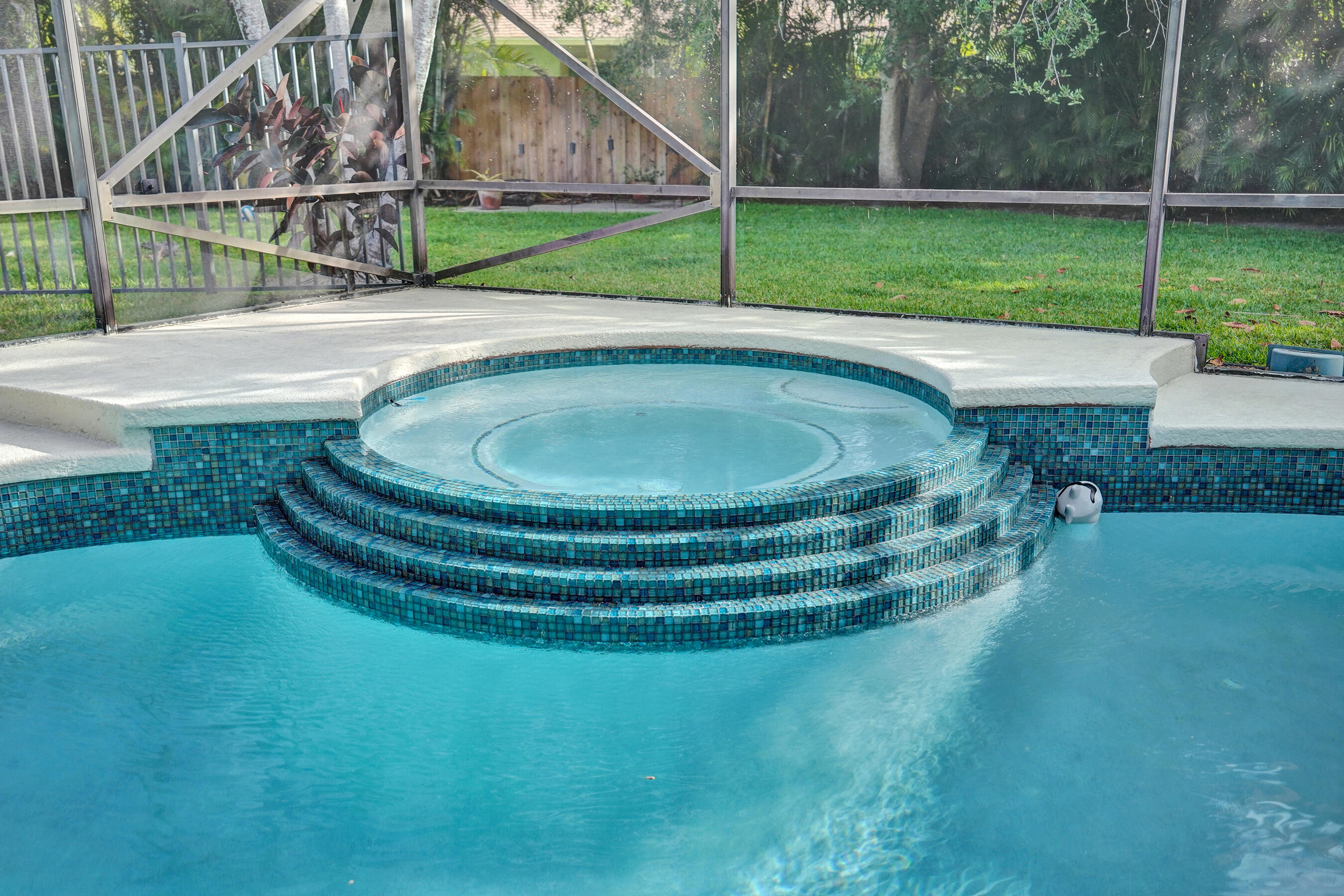 SUGAR POND MANOR OF WELLINGTON - Residential