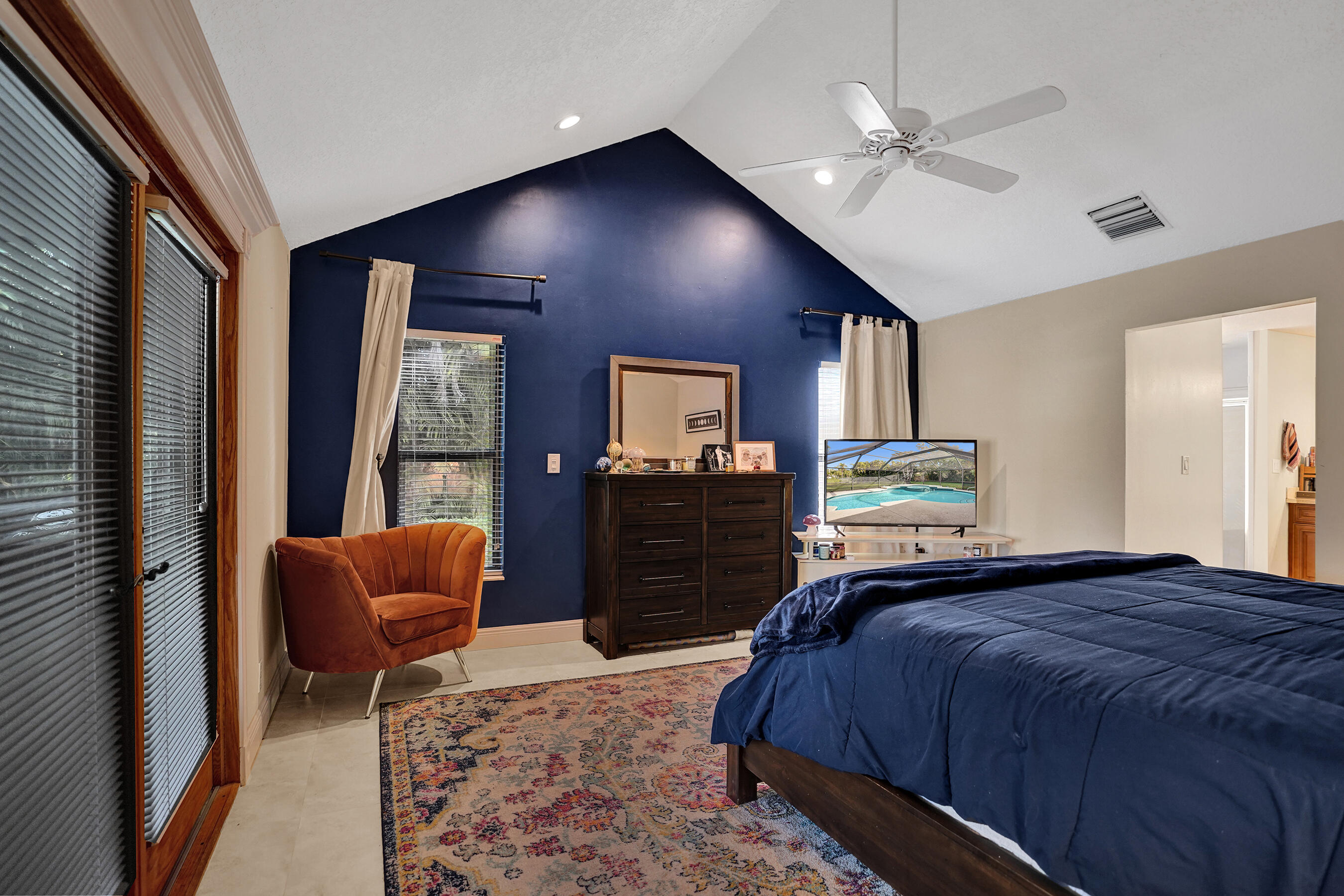 SUGAR POND MANOR OF WELLINGTON - Residential