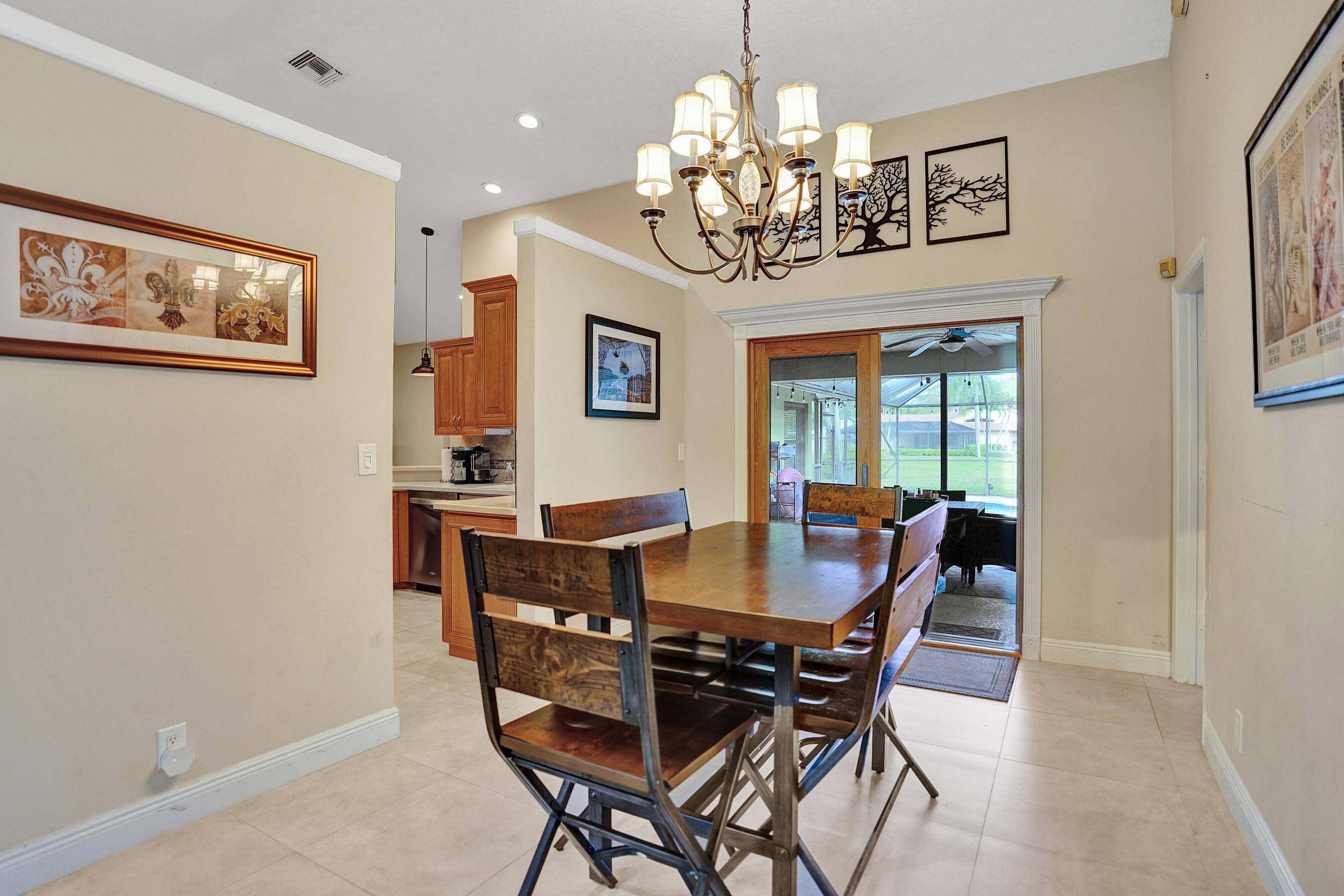 SUGAR POND MANOR OF WELLINGTON - Residential