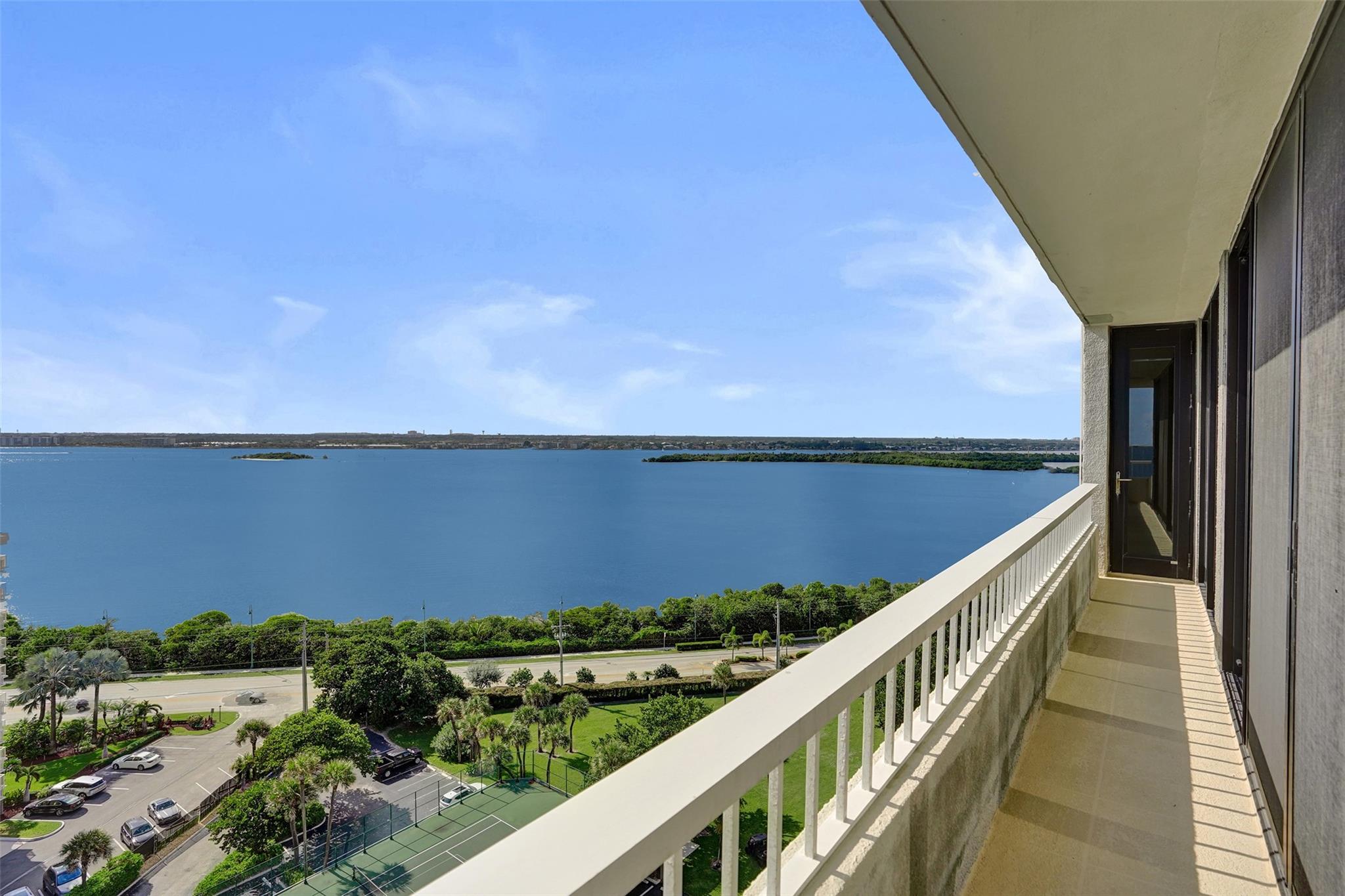 WATER GLADES CONDO - Residential Lease