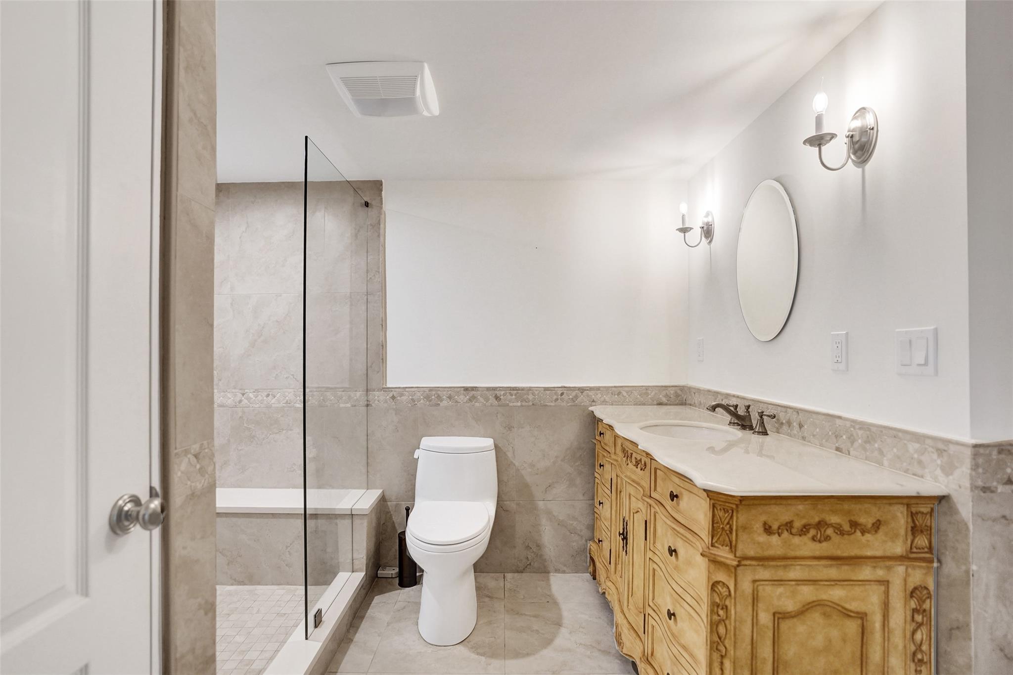 WATER GLADES CONDO - Residential Lease