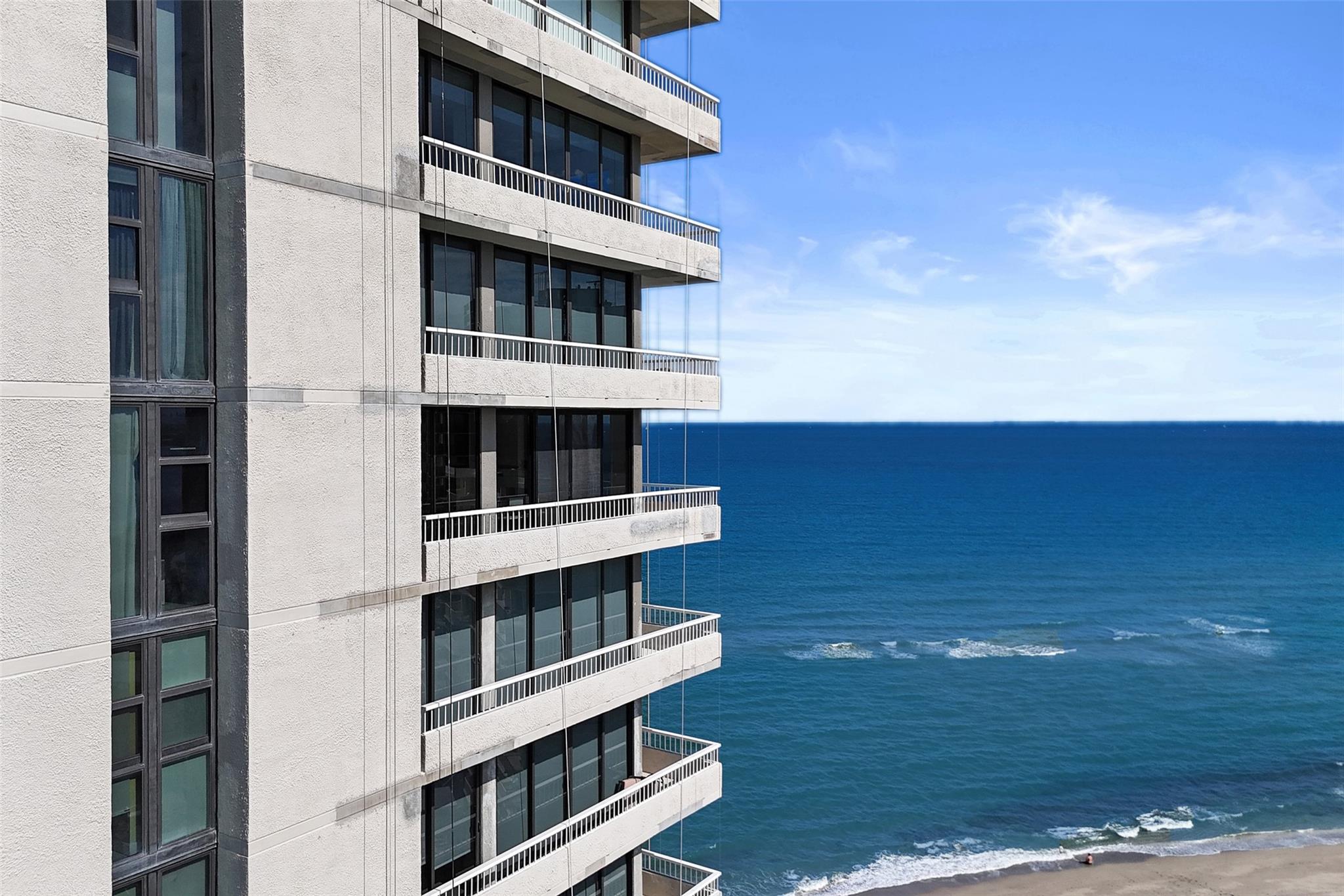 WATER GLADES CONDO - Residential Lease