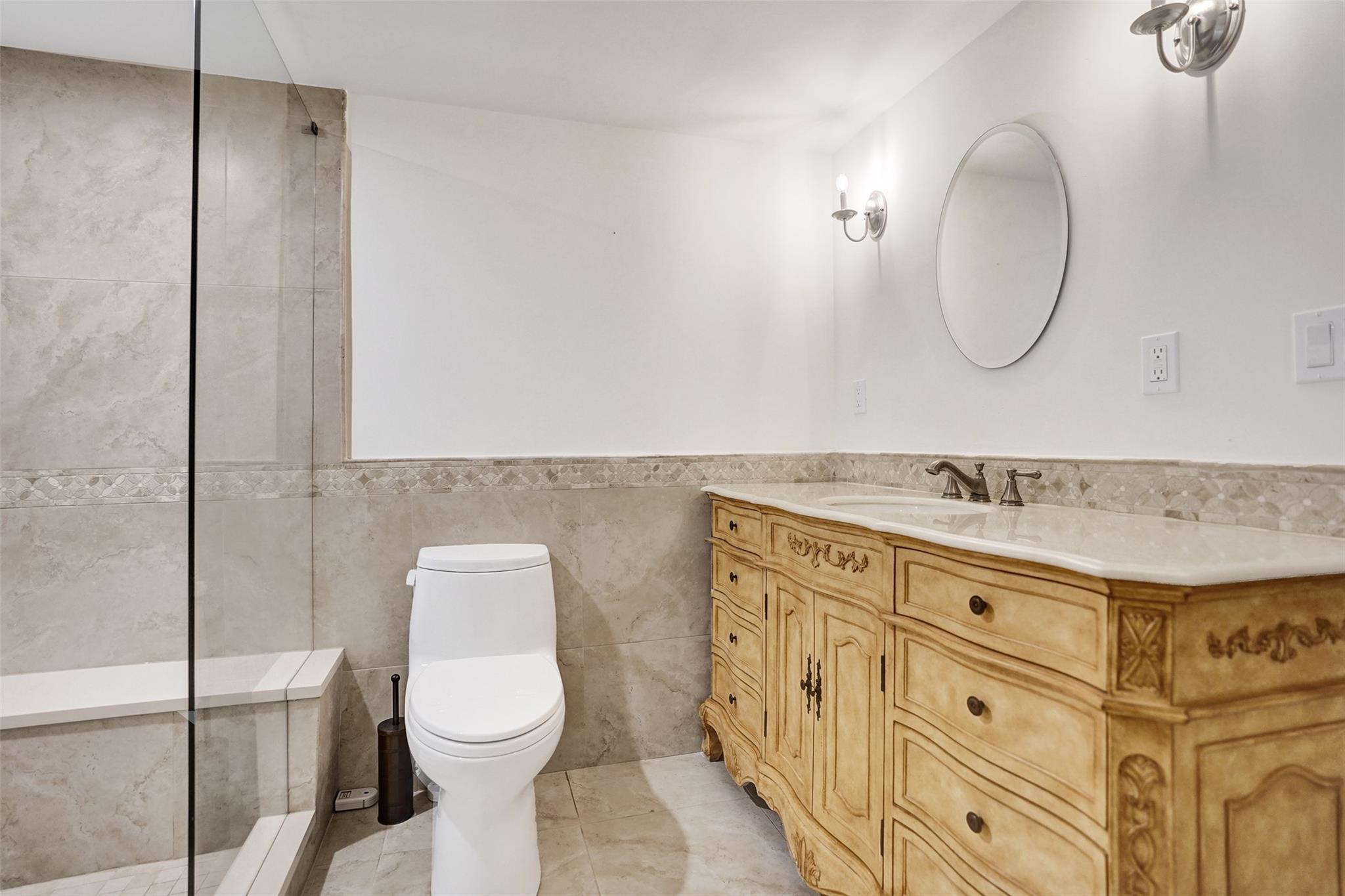 WATER GLADES CONDO - Residential Lease