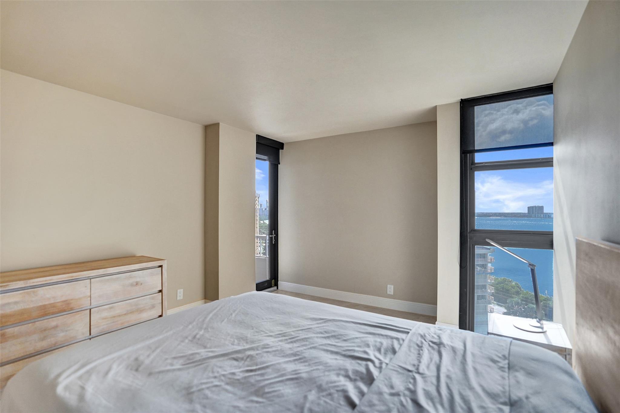 WATER GLADES CONDO - Residential Lease