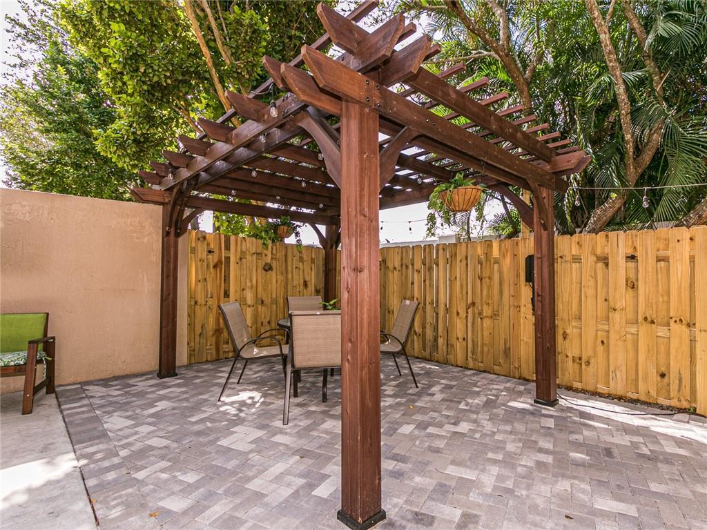 Entrada at Sunrise - Residential