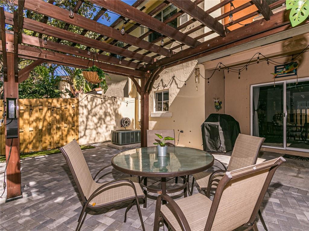 Entrada at Sunrise - Residential