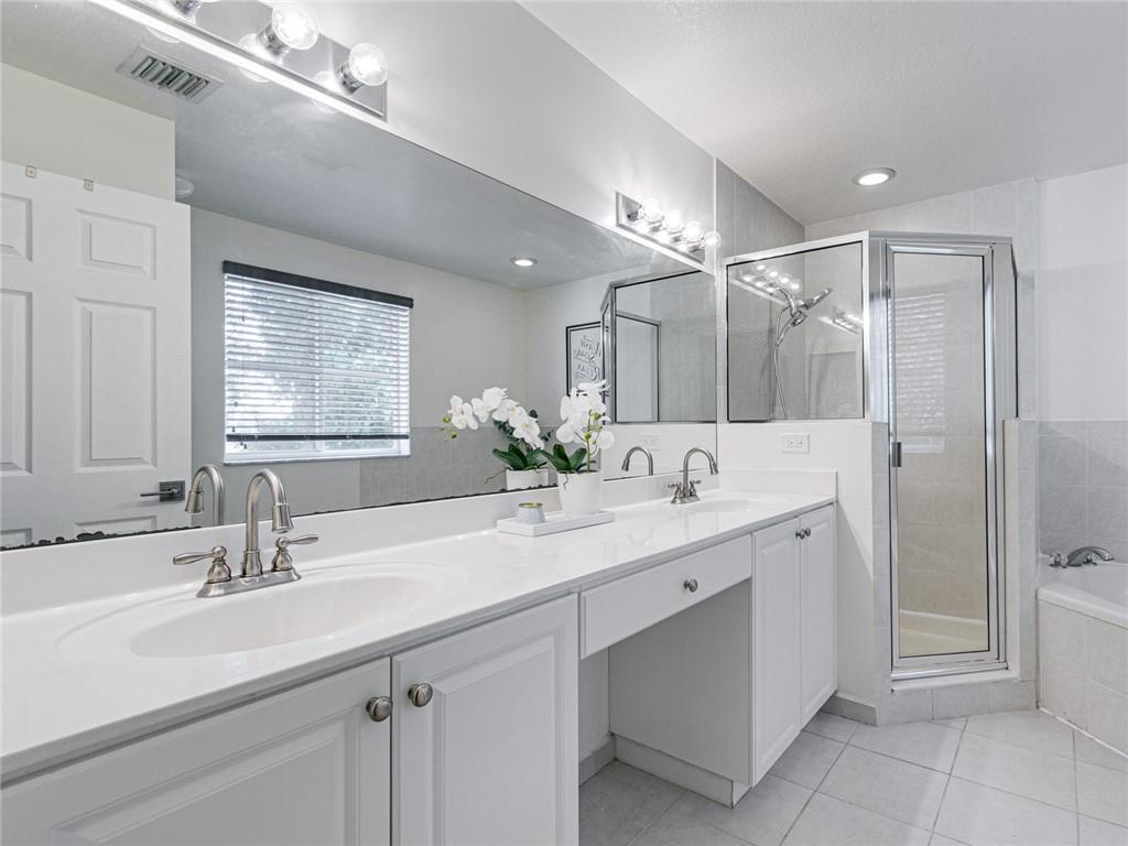 Entrada at Sunrise - Residential