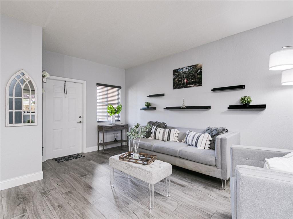 Entrada at Sunrise - Residential