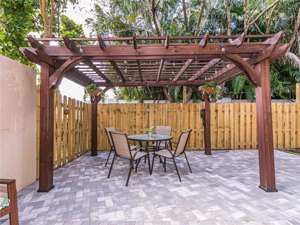 Entrada at Sunrise - Residential