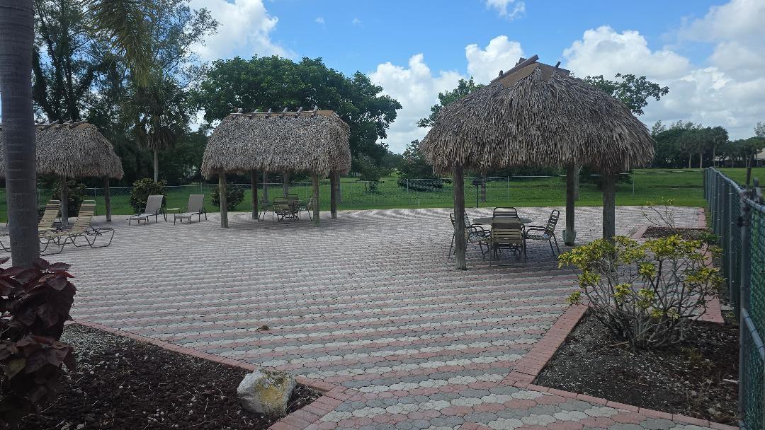 HOLIDAY SPRINGS VILLAGE - Residential