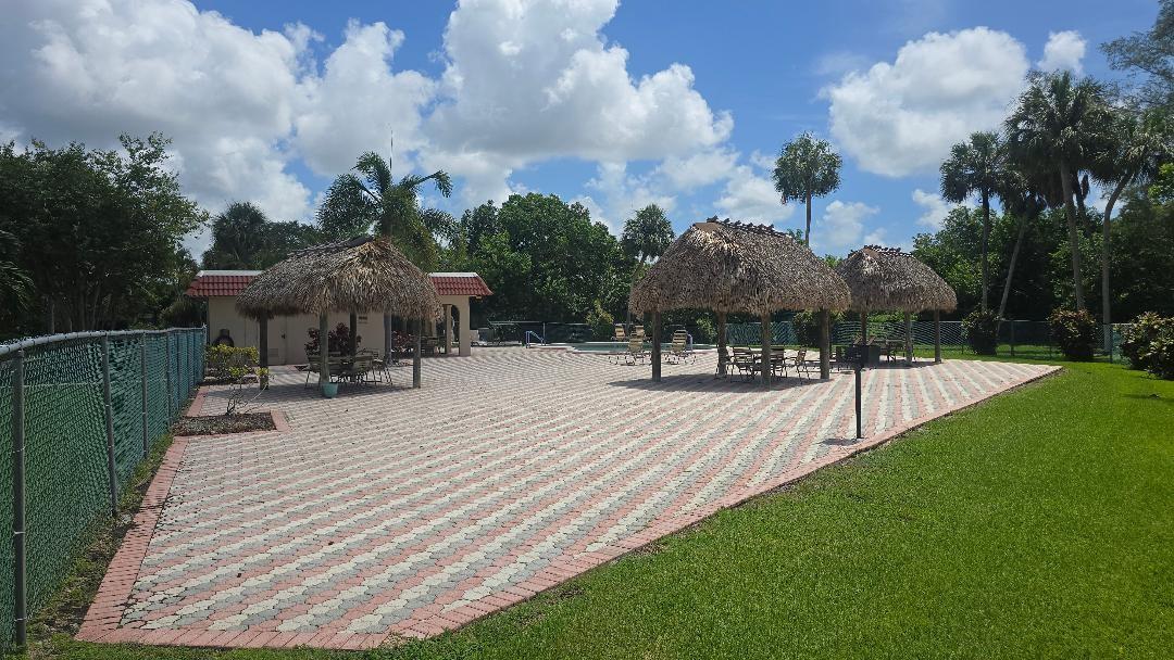 HOLIDAY SPRINGS VILLAGE - Residential