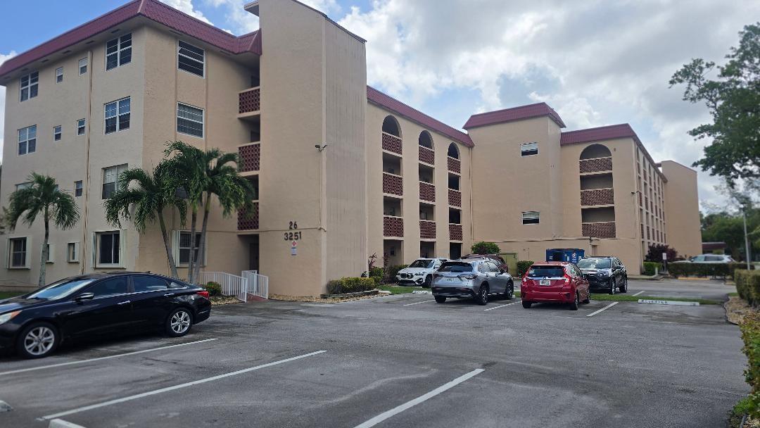 Beautiful Spacious, 1 bedroom, 1.5 bath unit with a large enclosed balcony. This unit is one of the largest in the community. large kitchen with stainless steel appliances, laminated wood floors through. This is an age 55+ community, well kept complex with resort style amenities, including two large pools, tennis court, barbeque area and Gym. Close to shopping, restaurants, public transportation and major highways. Shows very nice and clean ready for a new owner easy to show.
