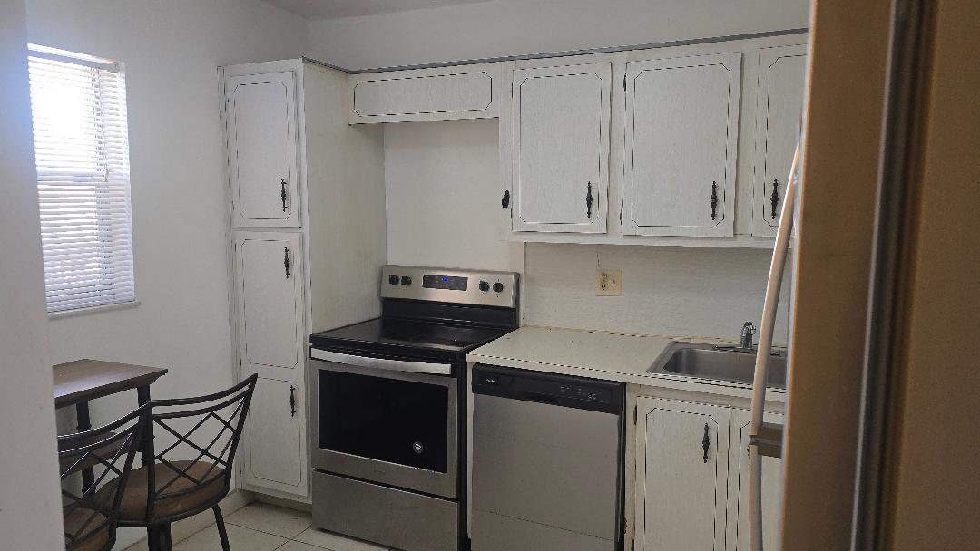 HOLIDAY SPRINGS VILLAGE - Residential