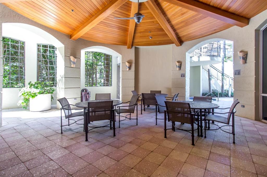 WILTON STATION RES CONDO - Residential