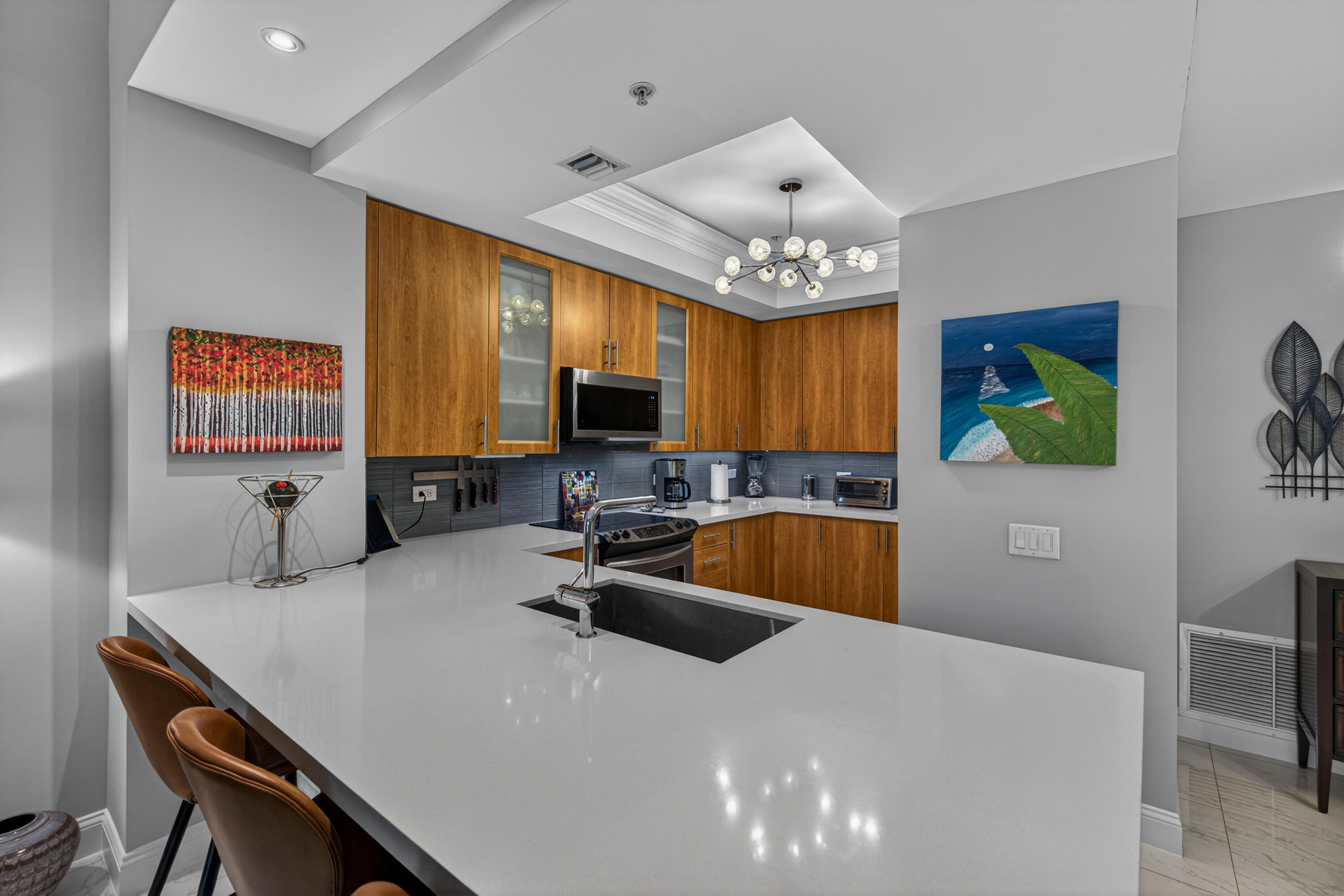 WILTON STATION RES CONDO - Residential