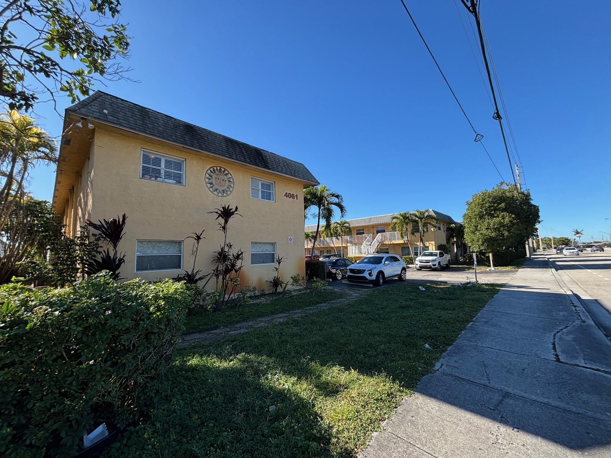 El Sol At Main Street Con - Residential Lease