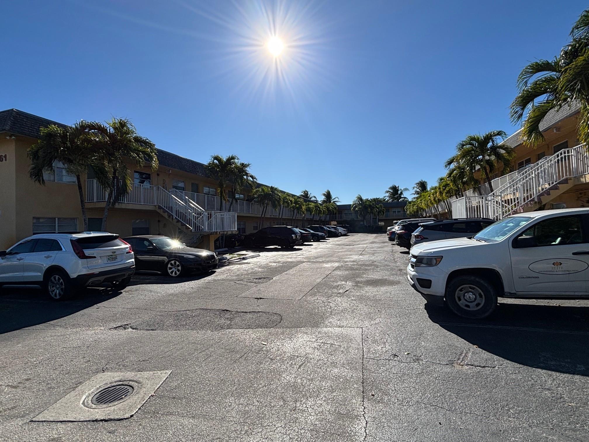 El Sol At Main Street Con - Residential Lease