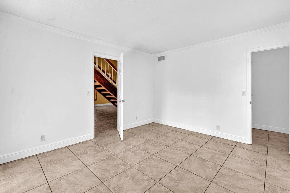 SOUTHRIDGE - Residential Lease