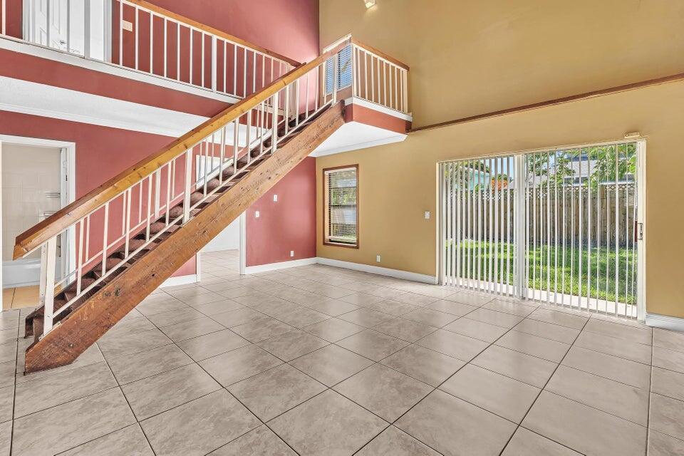 SOUTHRIDGE - Residential Lease