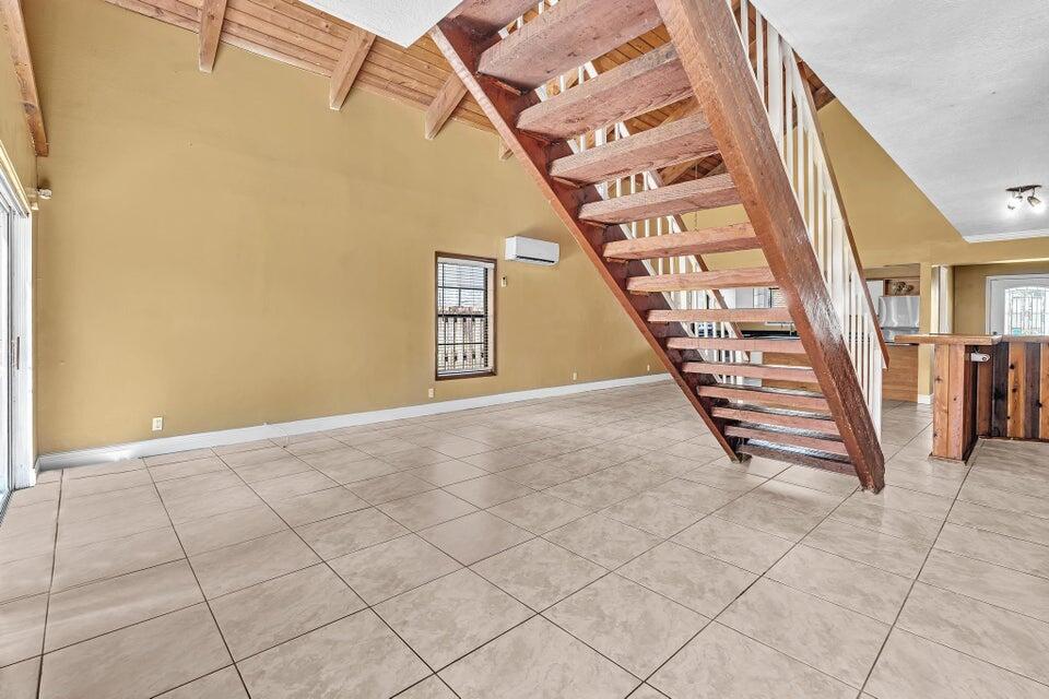 SOUTHRIDGE - Residential Lease