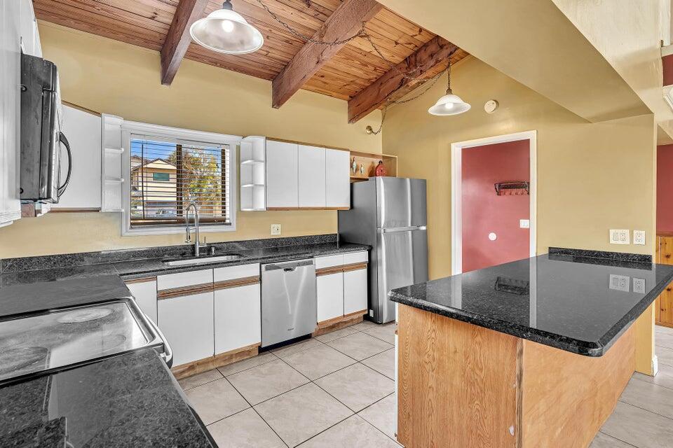 SOUTHRIDGE - Residential Lease