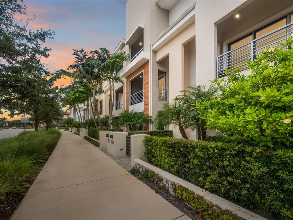 Photo of 13334 Alton Road, Palm Beach Gardens, FL 33418 (MLS # R10737359)