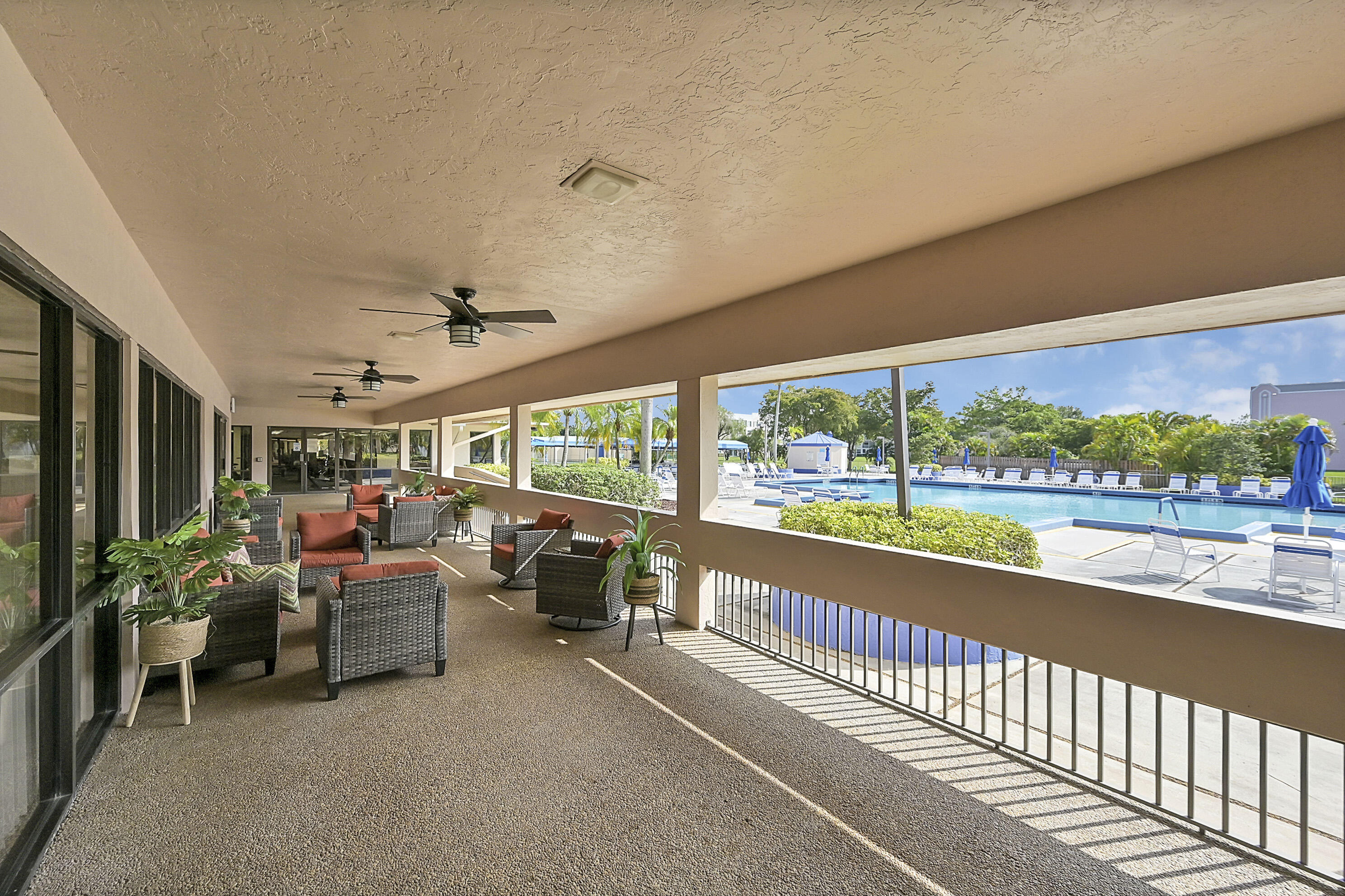 SUNRISE LAKES 199 CONDO - Residential