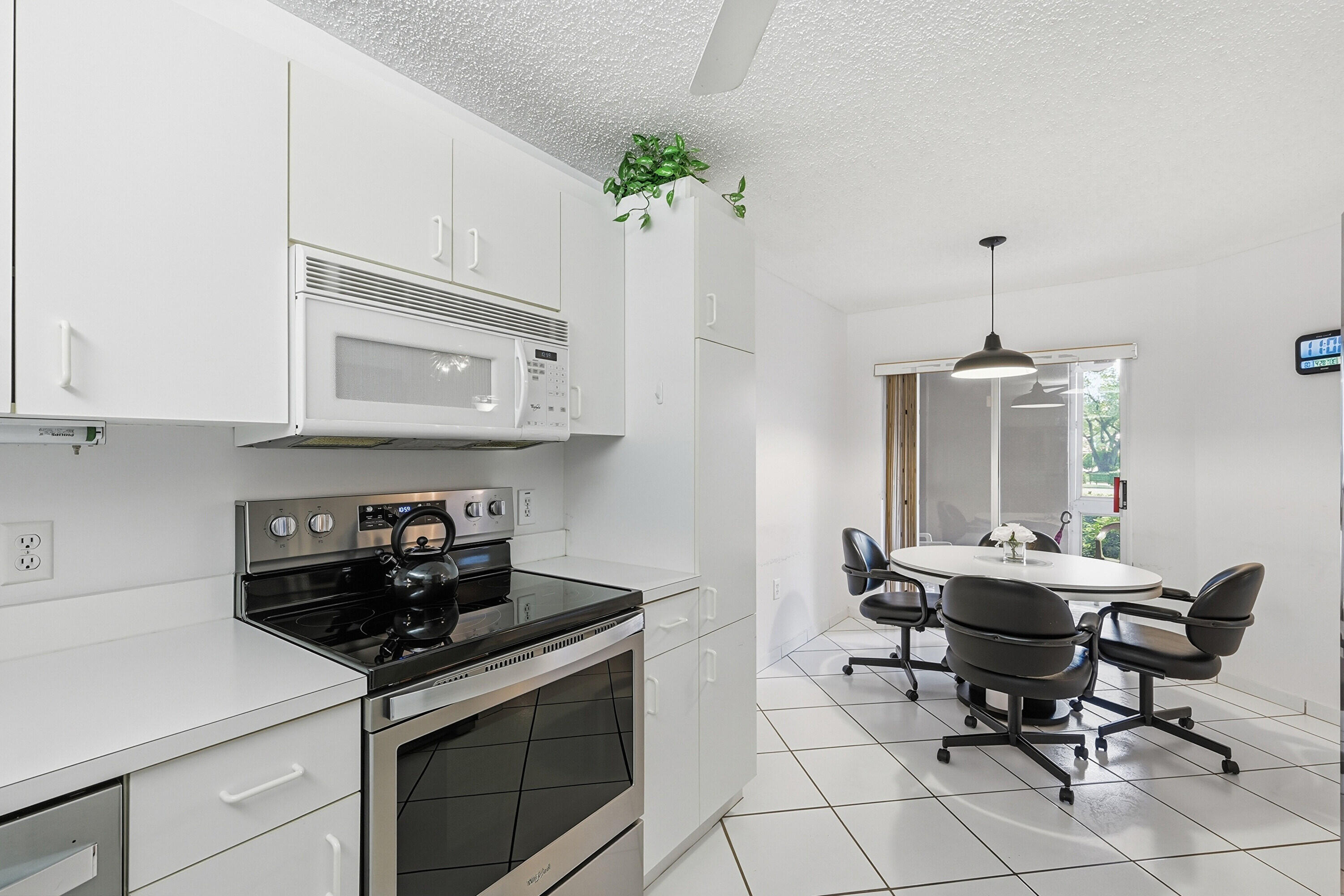 SUNRISE LAKES 199 CONDO - Residential