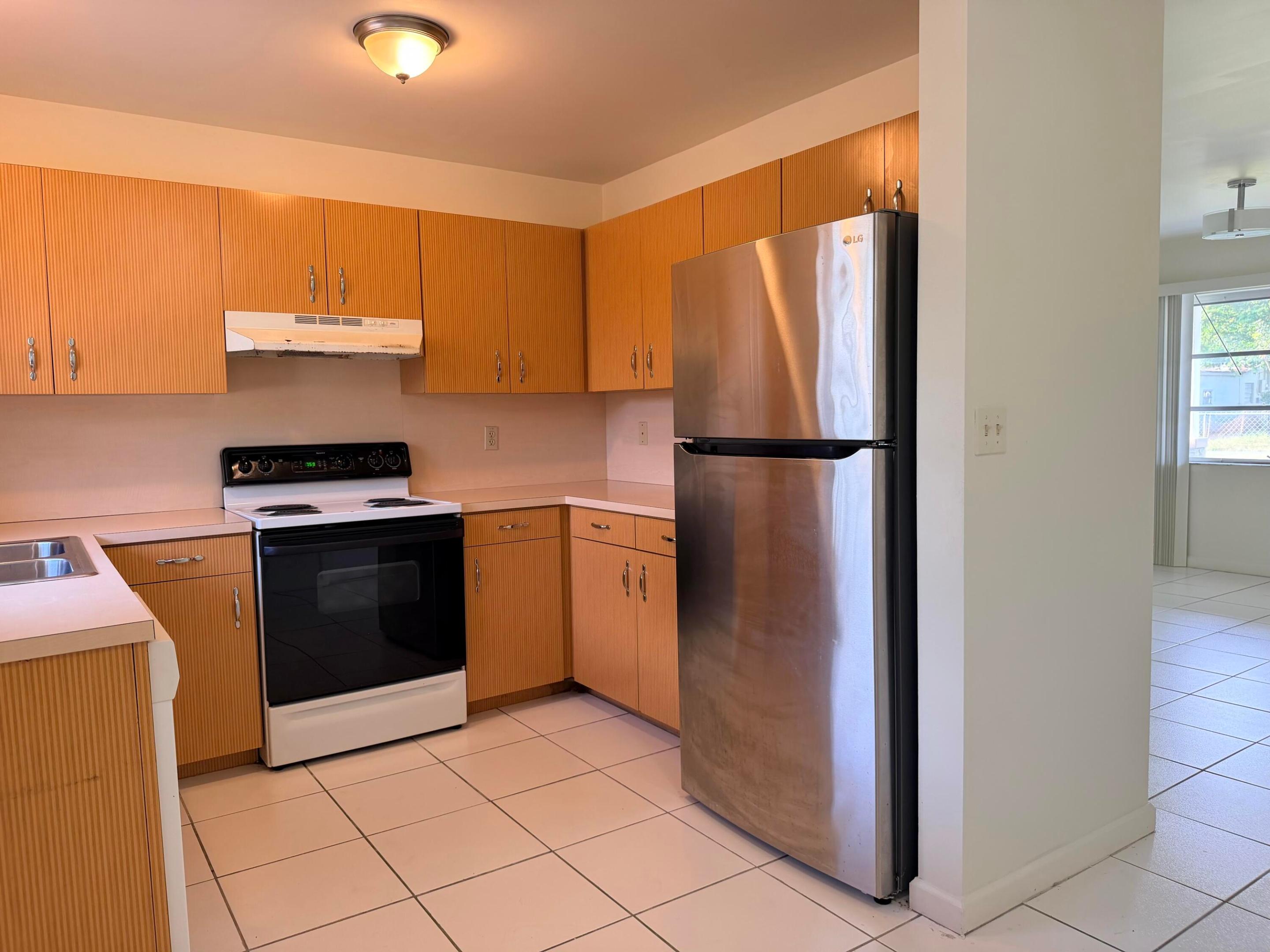 FLAMINGO VILLAGE - Residential