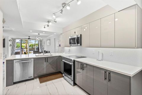 18 Royal Palm Way 109 Boca Raton FL 33432