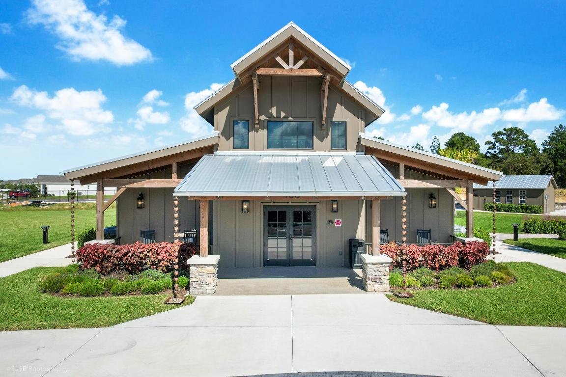 SPIRIT OF SEBASTIAN - Residential