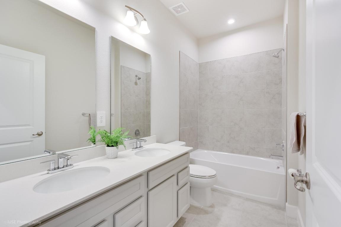 SPIRIT OF SEBASTIAN - Residential