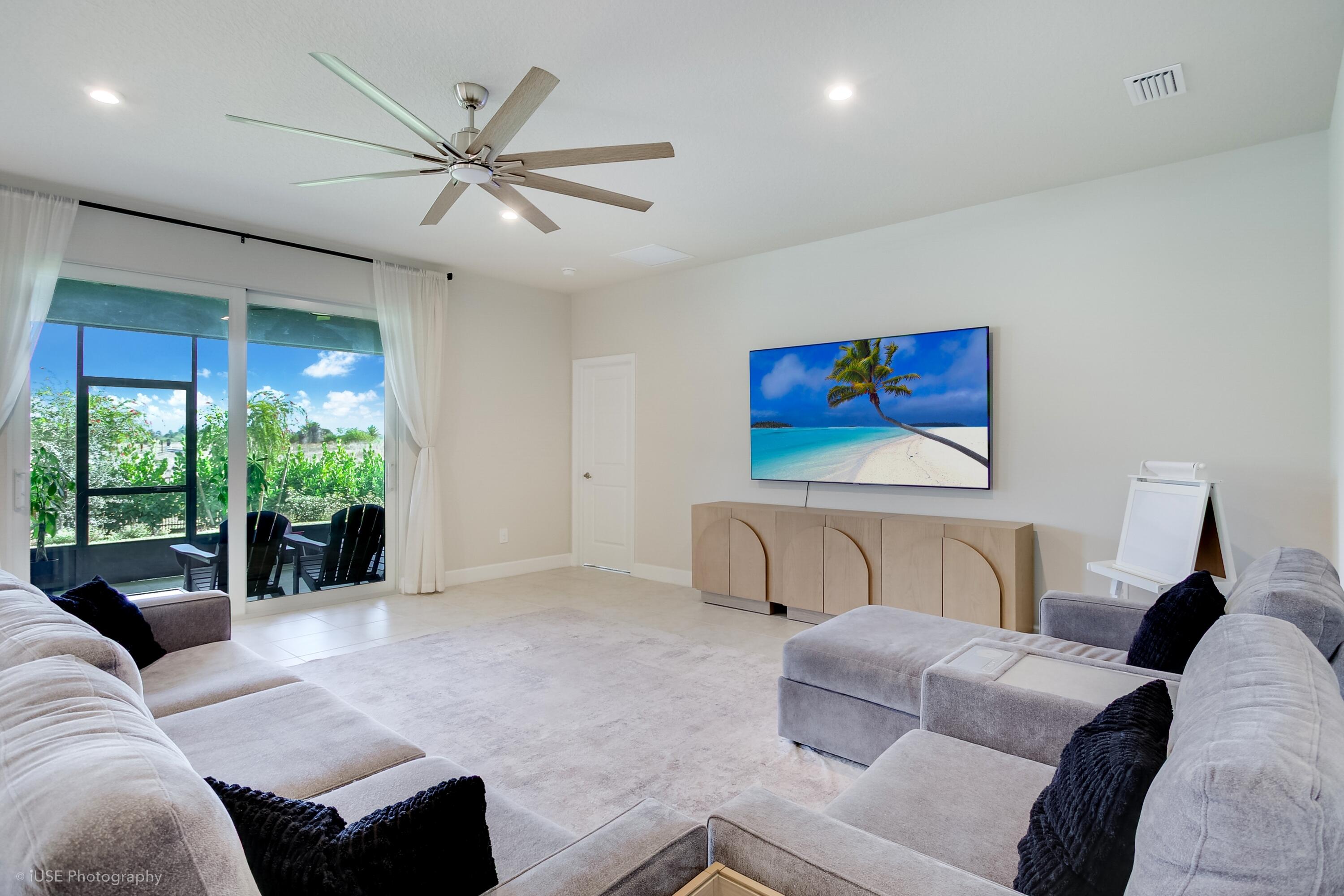 SPIRIT OF SEBASTIAN - Residential