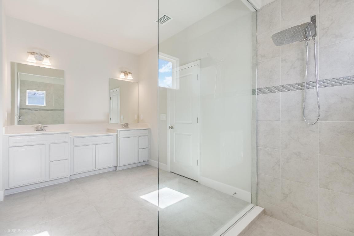 SPIRIT OF SEBASTIAN - Residential