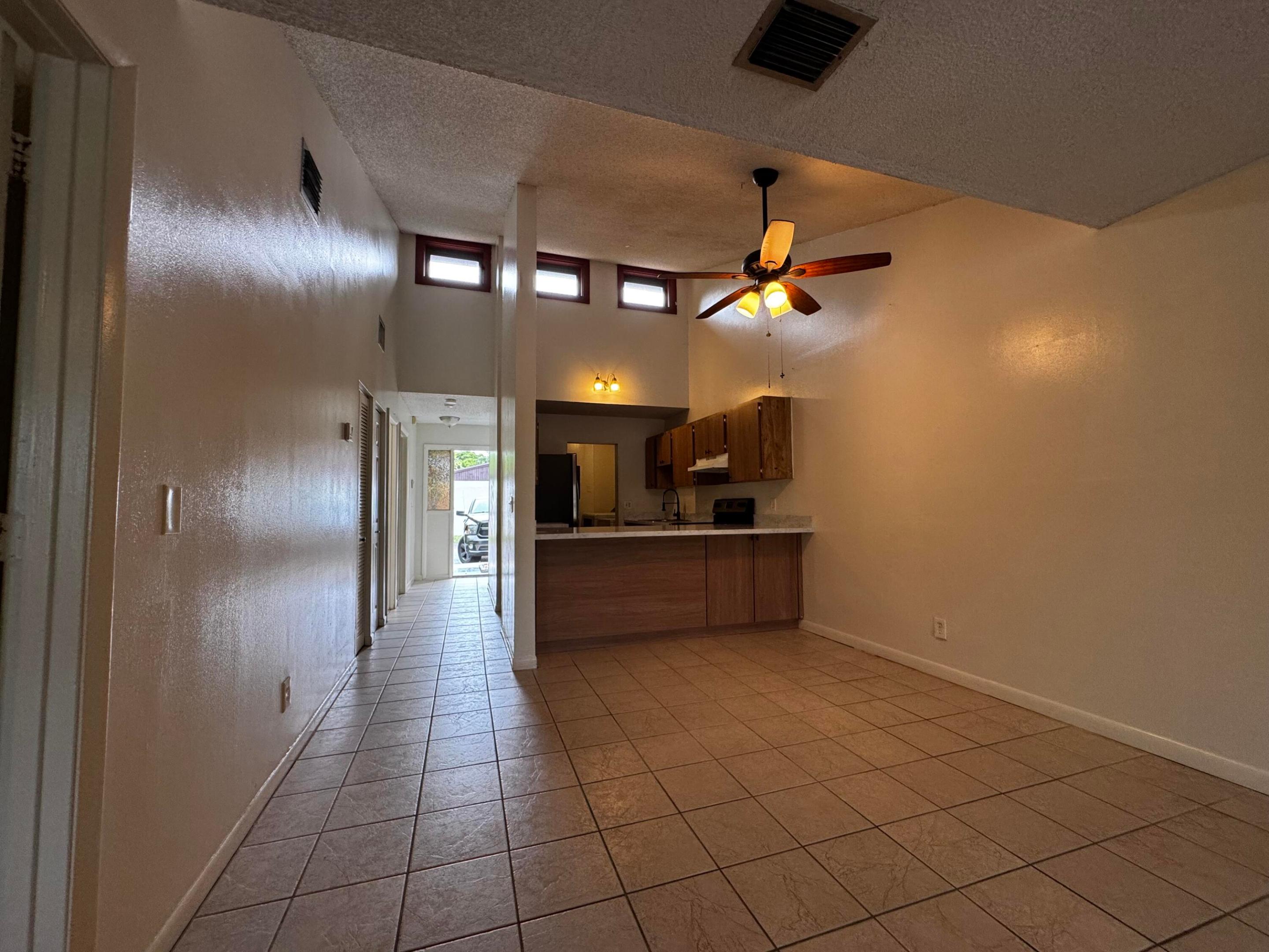 Woodscape Twnhms Condo - Residential Lease