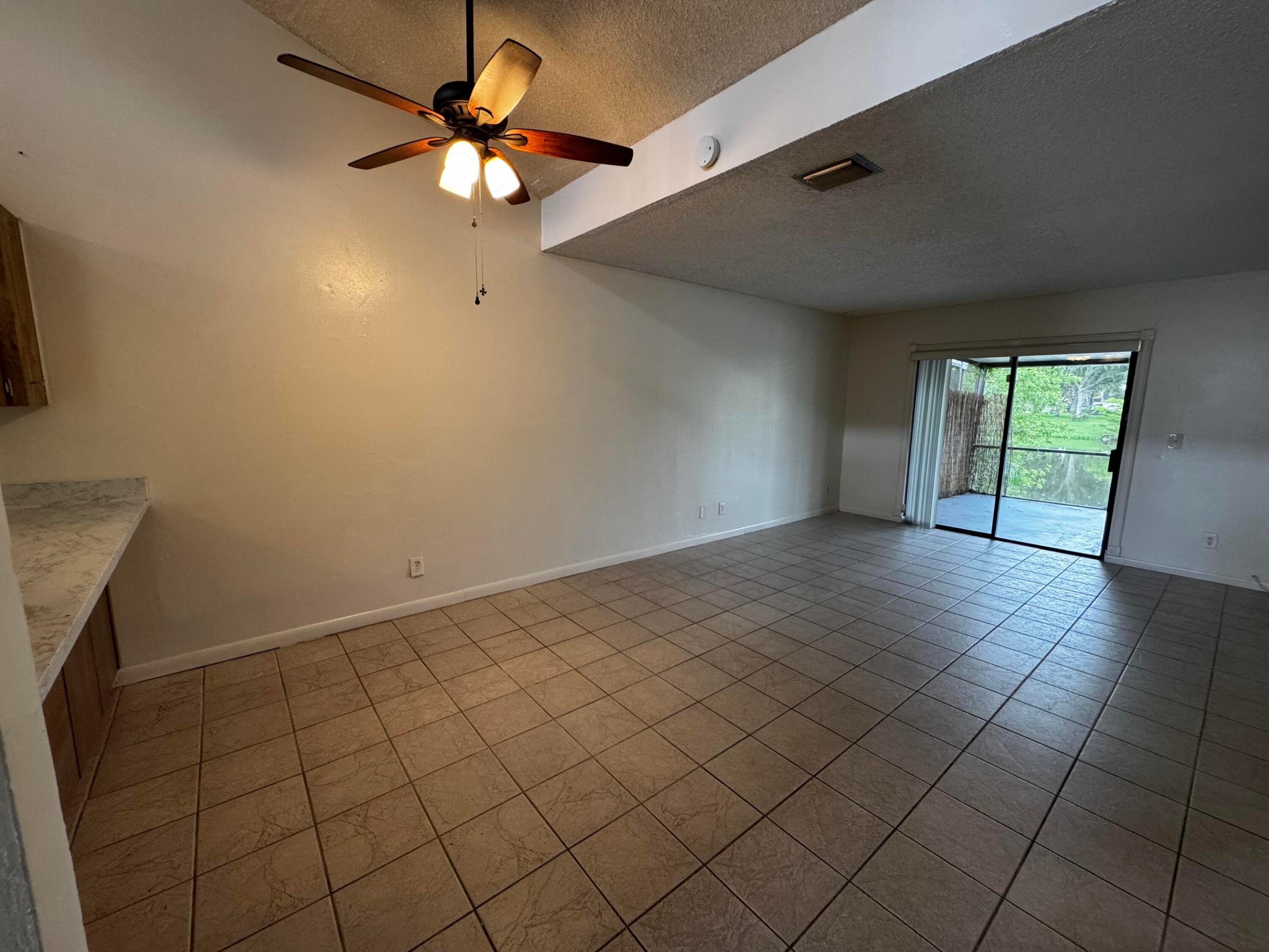 Woodscape Twnhms Condo - Residential Lease