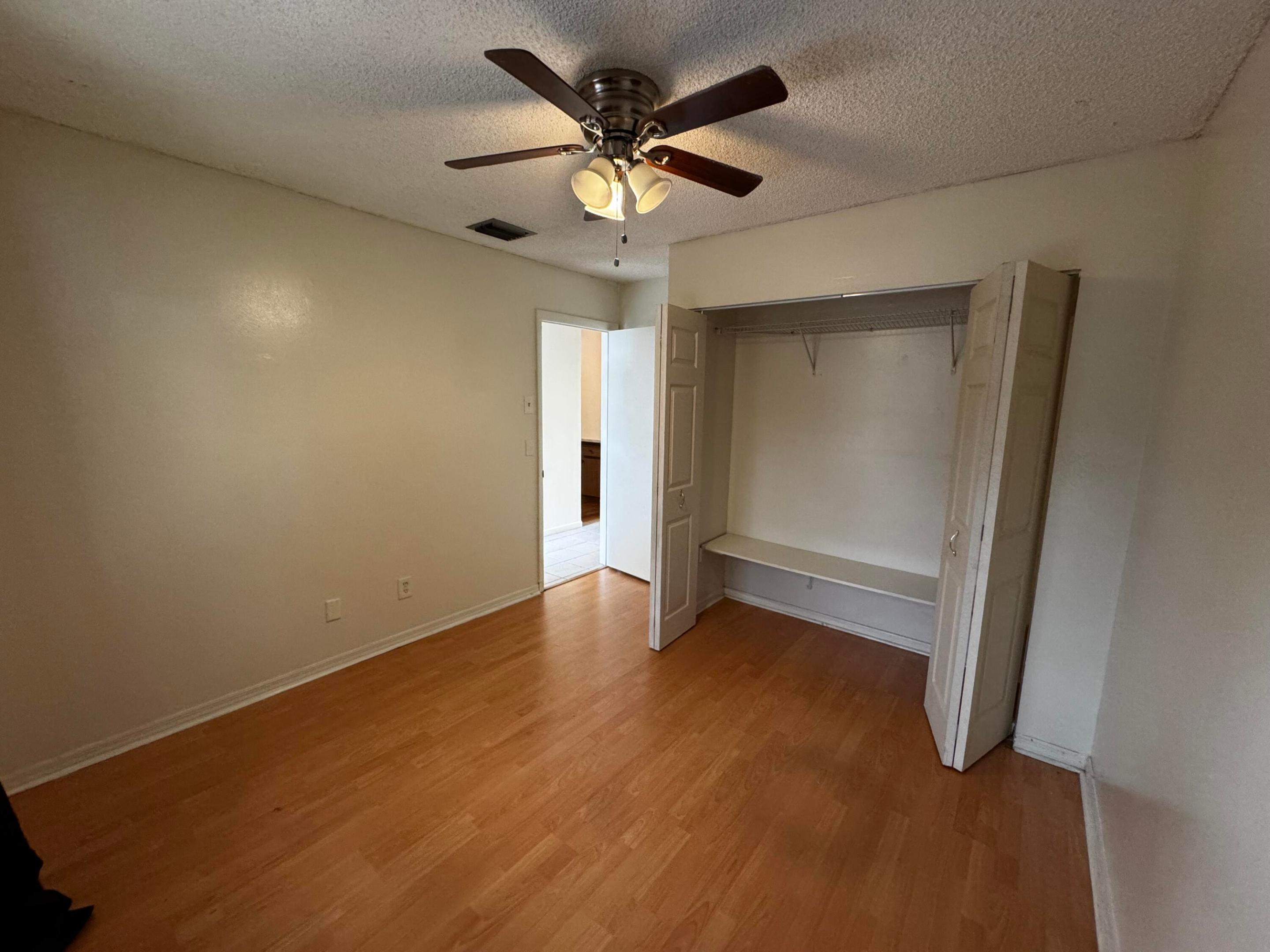 Woodscape Twnhms Condo - Residential Lease
