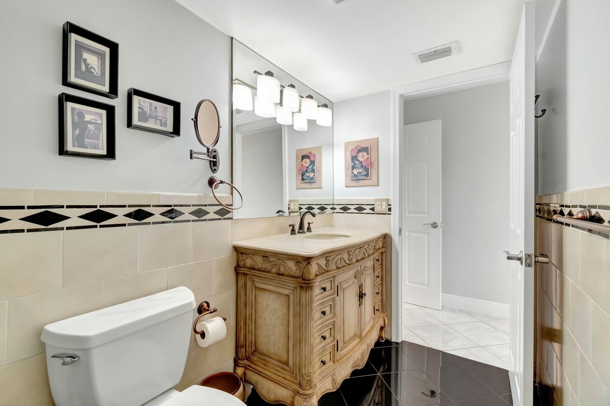 VILLAGES OF ORIOLE DEAUVI - Residential Lease