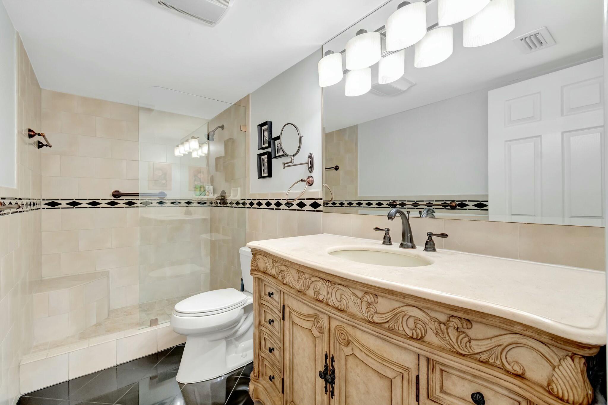 VILLAGES OF ORIOLE DEAUVI - Residential Lease