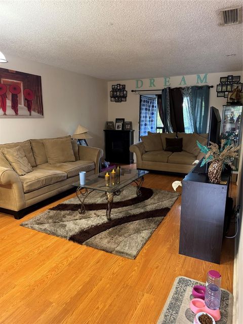 Pet Friendly Condos in Broward County 32 10577 Royal Palm Blvd 10577 Coral Springs FL 33065