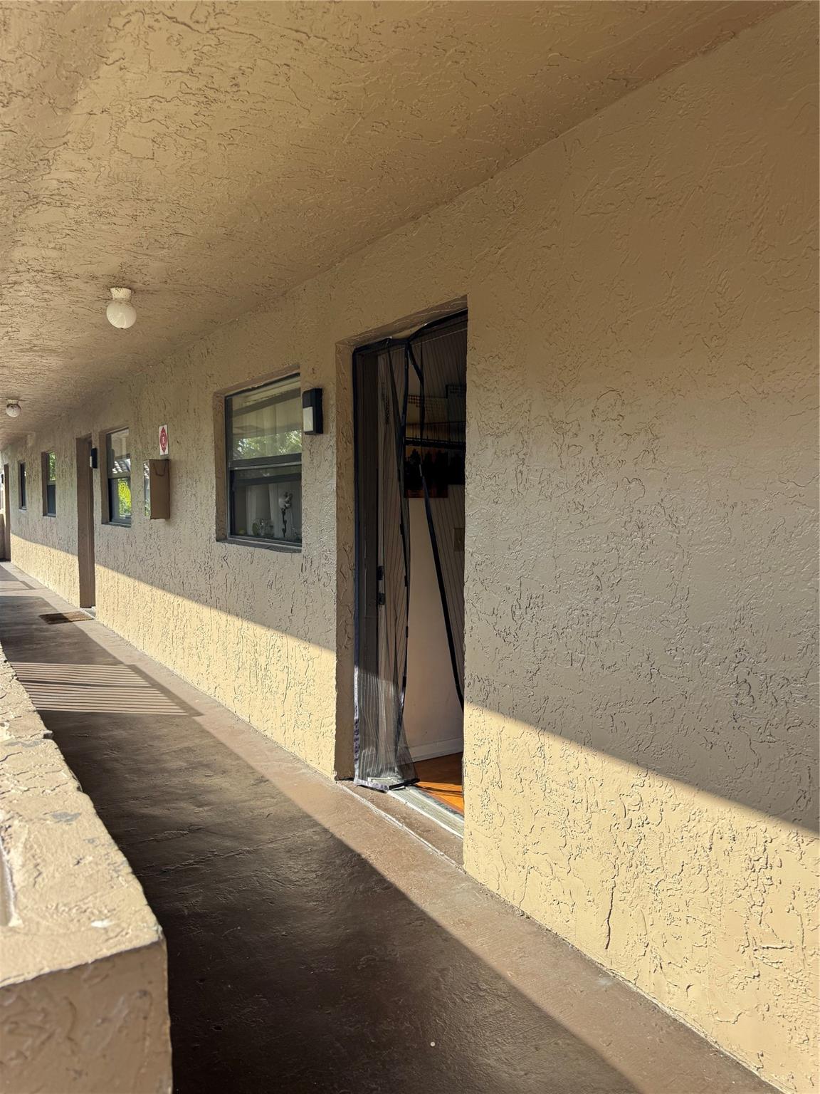 CORAL RUN CONDO - Residential