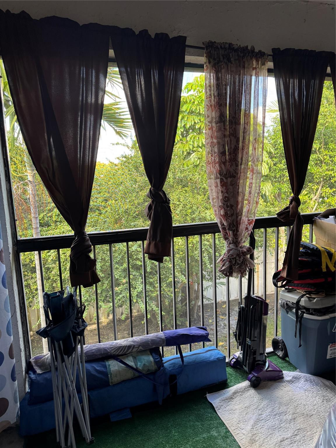 CORAL RUN CONDO - Residential