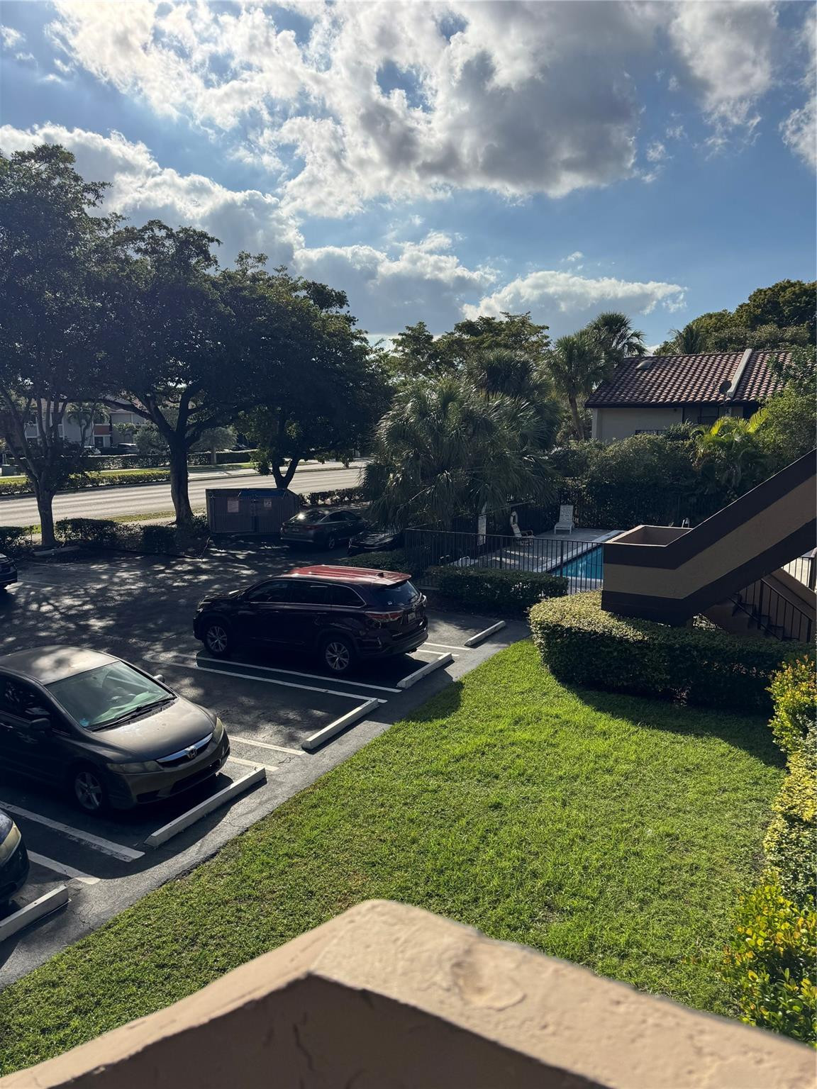 CORAL RUN CONDO - Residential