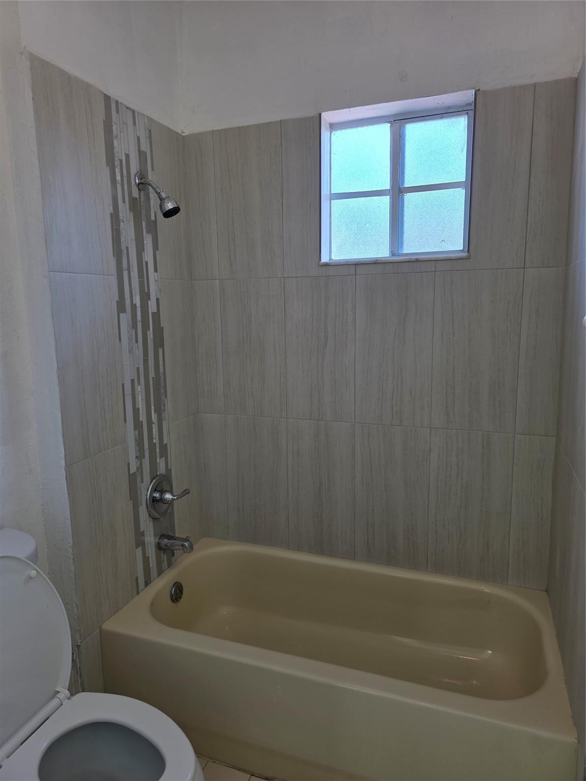 Tuscany 173-129 B - Residential Lease