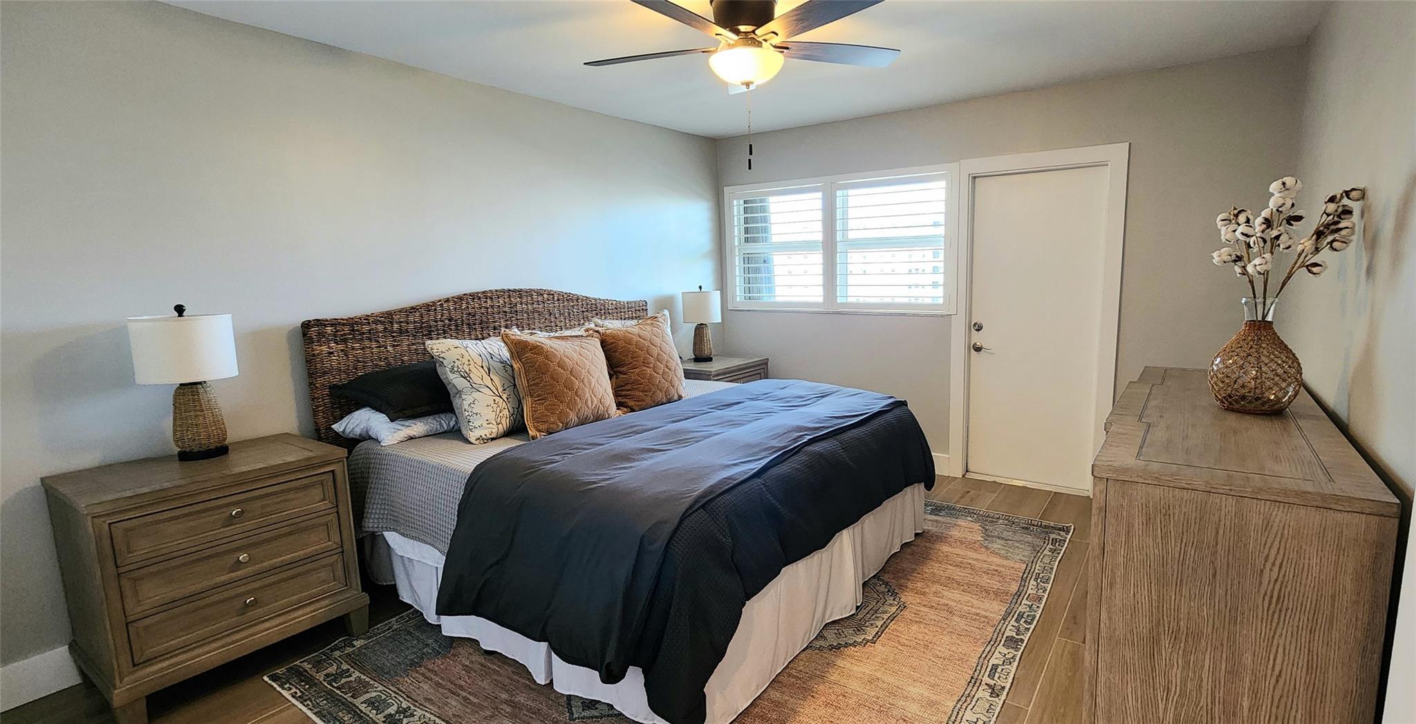 Seville House Condo Apts - Residential Lease